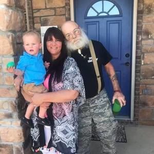 Meet your Posher, Clyde